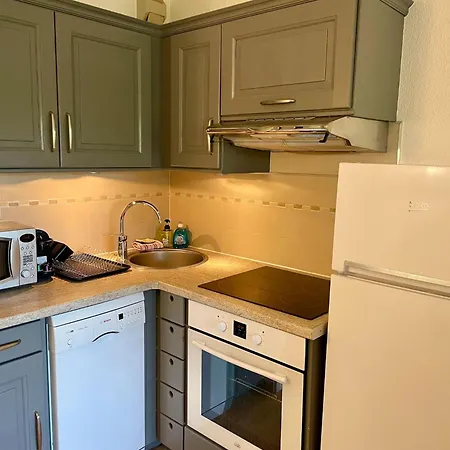 With Garden And Pool Access Dom wakacyjny *